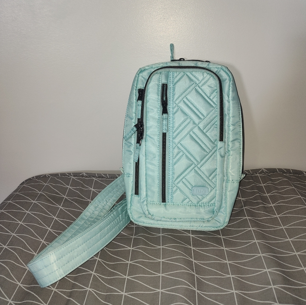 lug Tailback sling bag in Aquamarine blue